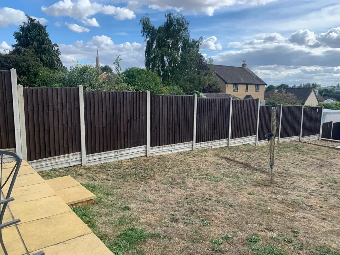 Garden fence staining — After