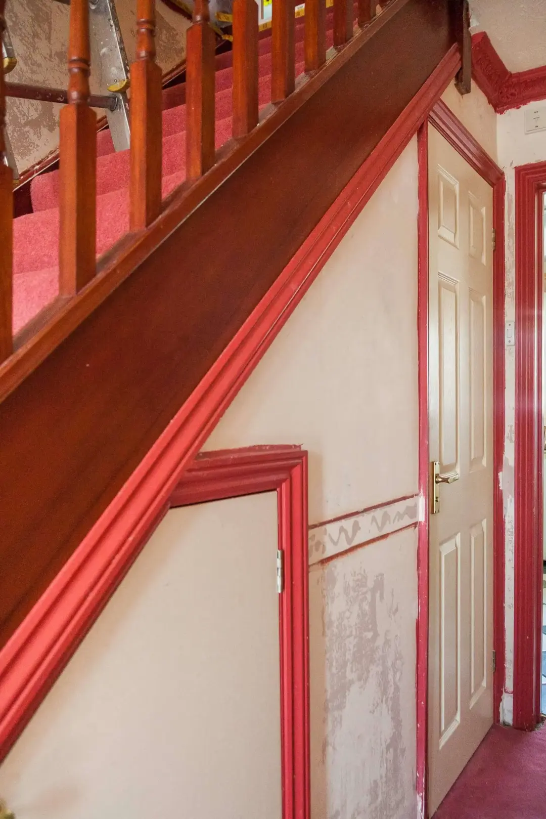 Hallway & staircase — Before