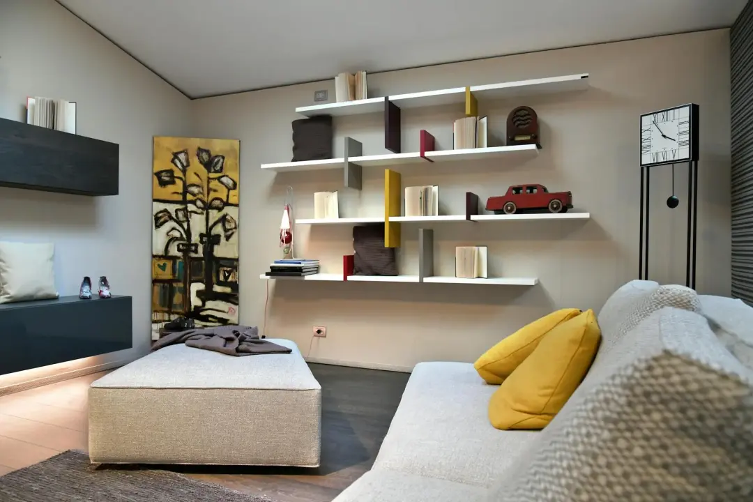 Stylish and Tidy Shelving