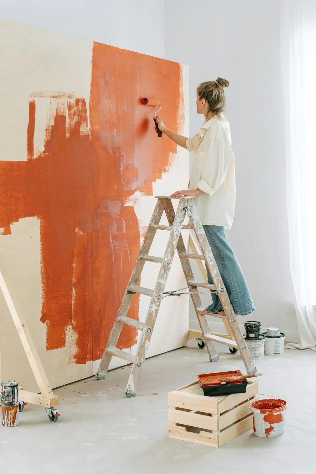 How to Decorate a Living Room on a Budget How to Decorate a Living Room on a Budget Image