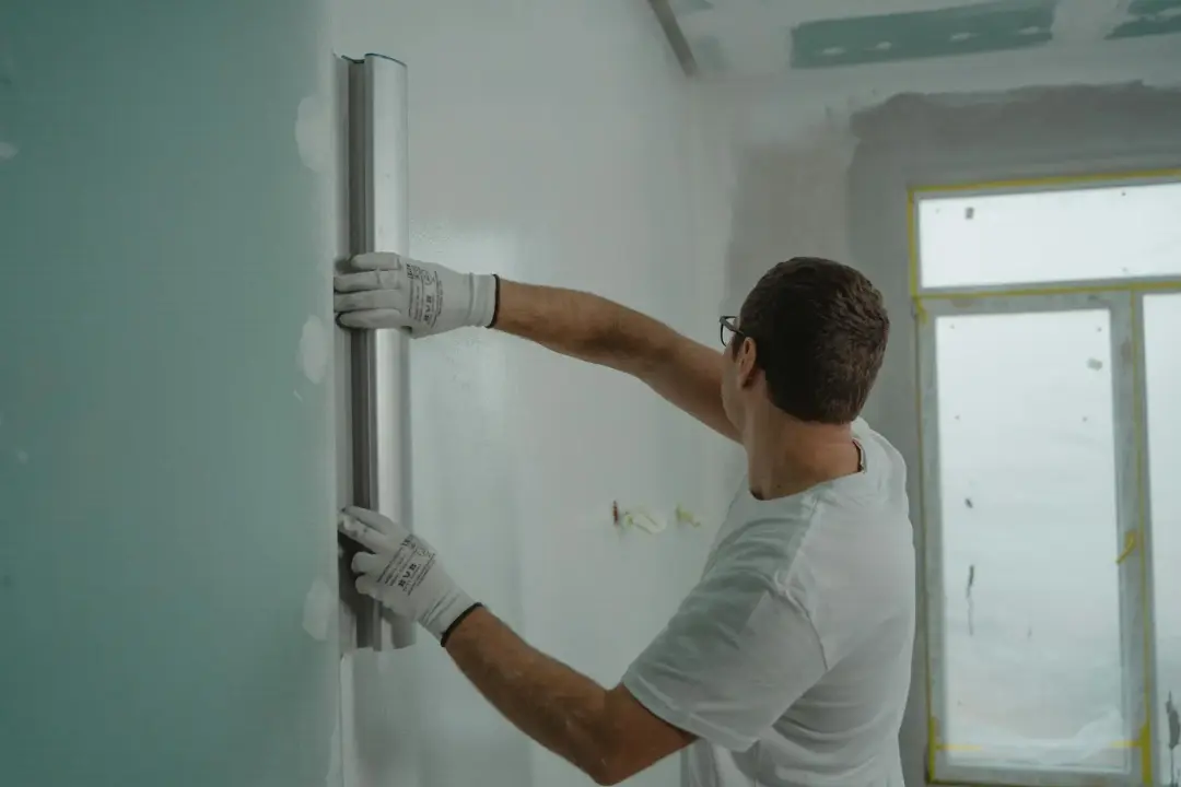 Plaster Problems Near Windows
